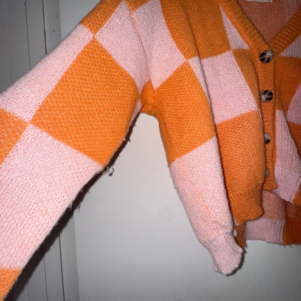 Colorblock V-Neck Button-Up Sweater - Picture 3 of 3